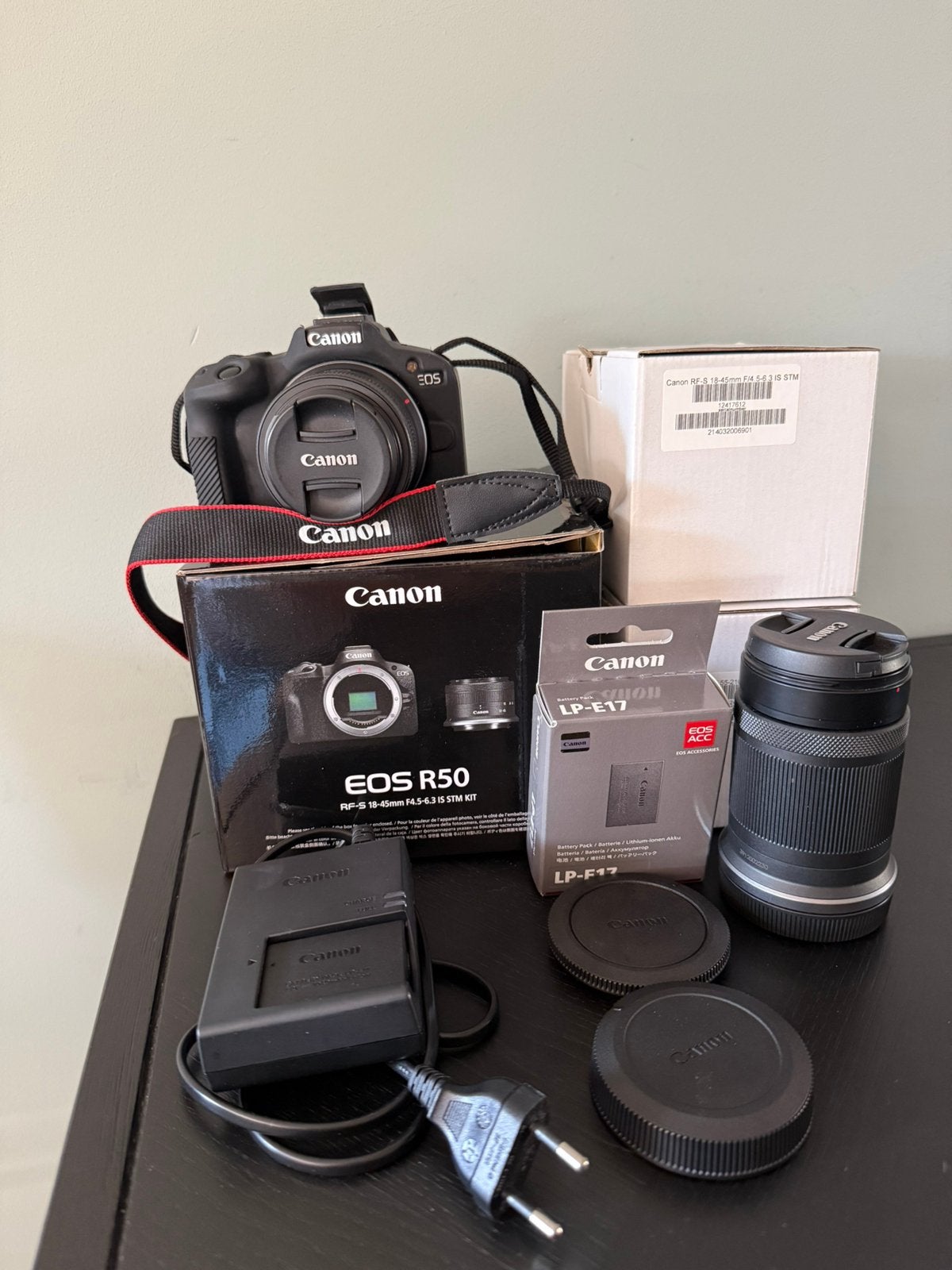 Canon EOS R50 + RF-S 18-45 mm + RF-S 55-210 mm, Audio, Tv en Foto, Fotocamera's Digitaal, Ophalen, Zo goed als nieuw, 8 keer of meer