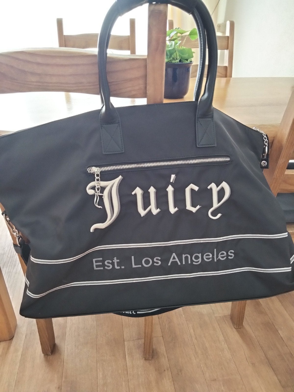 Grote weekendtas van het merk Juicy Couture, 30 cm of meer, Zwart, Ophalen of Verzenden, 60 tot 80 cm