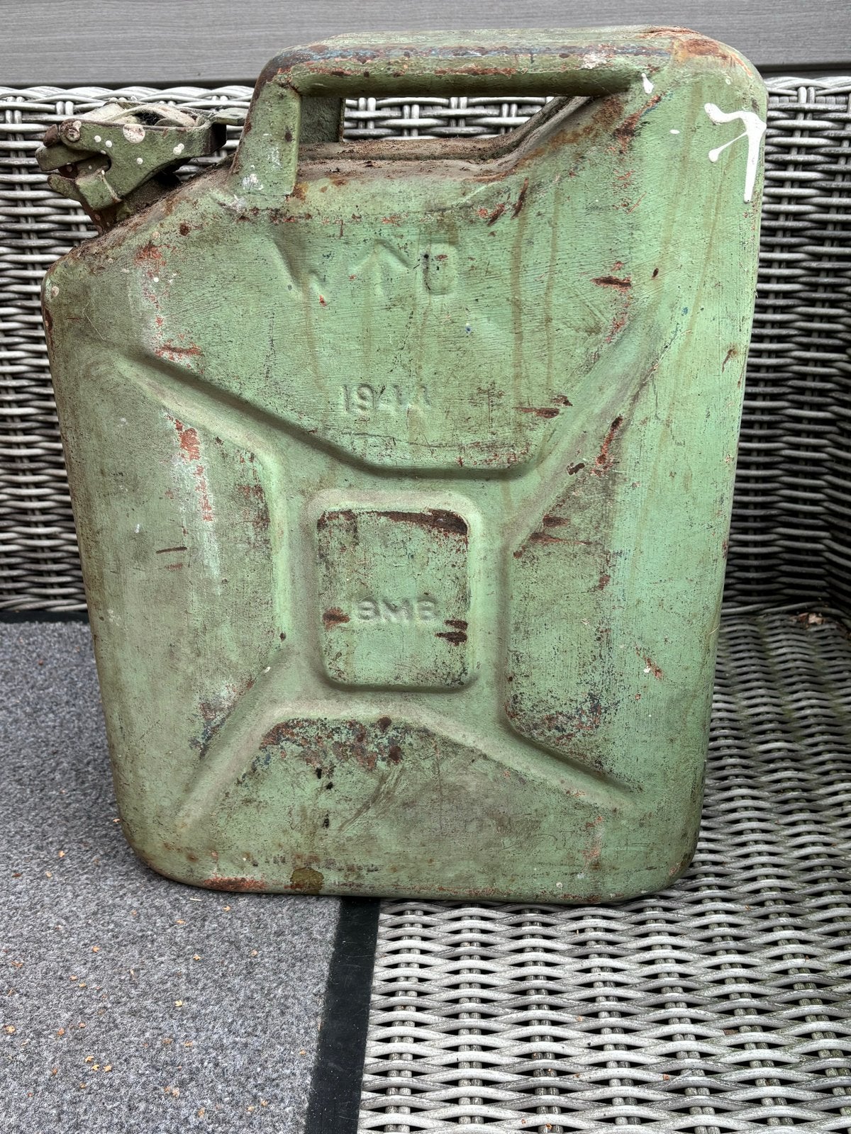 Originele WW2 Britse jerrycan uit 1944 (BMB), Ophalen of Verzenden, Overige soorten, Engeland, Overige typen