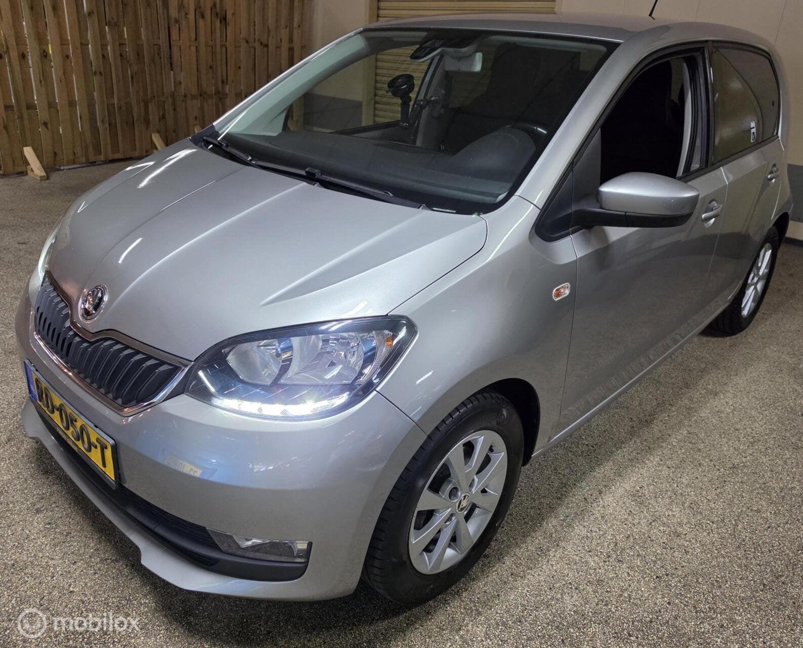 Skoda Citigo 1.0 Greentech zeer luxe uitvoering, Auto's, Voorwielaandrijving, Gebruikt, Euro 6, 60 pk