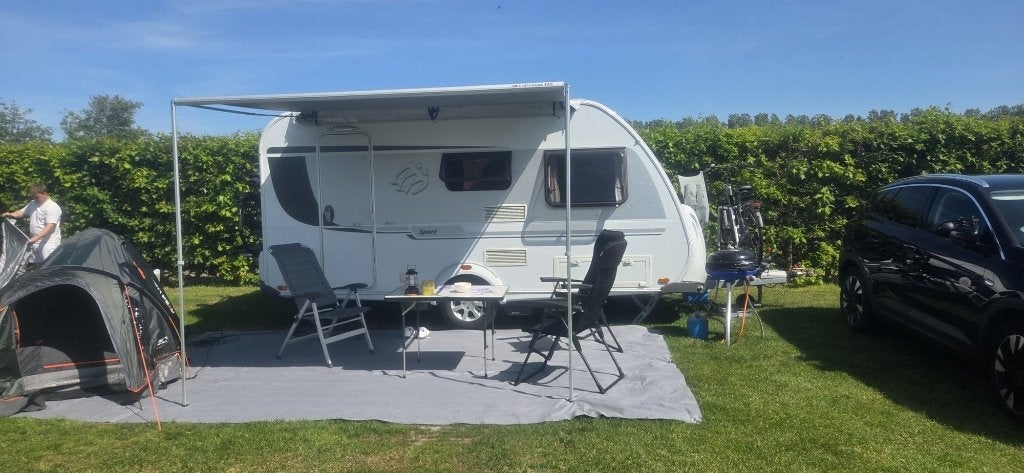 Knaus sport 420 caravan met mover, Caravans en Kamperen, Particulier, Knaus, Tot en met 4, 1000 - 1250 kg