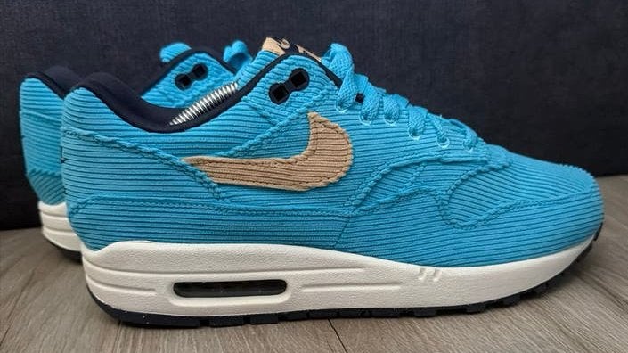 Nike Air Max 1 Corduroy Baltic Blue maat 41, Blauw, Nieuw, Ophalen of Verzenden, Sneakers of Gympen