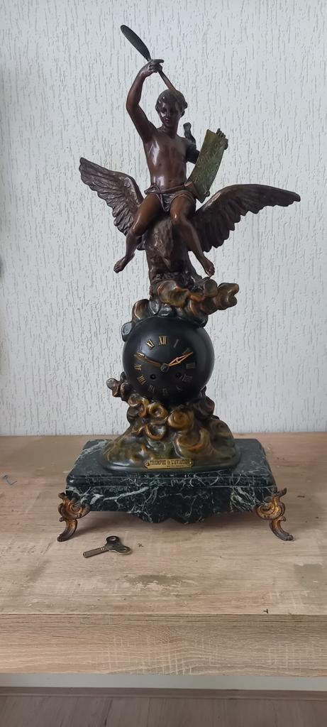 Antieke Klok 'Triomphe de l'Aviation' door Géo Maxim, Antiek en Kunst, Antiek | Klokken, Ophalen of Verzenden