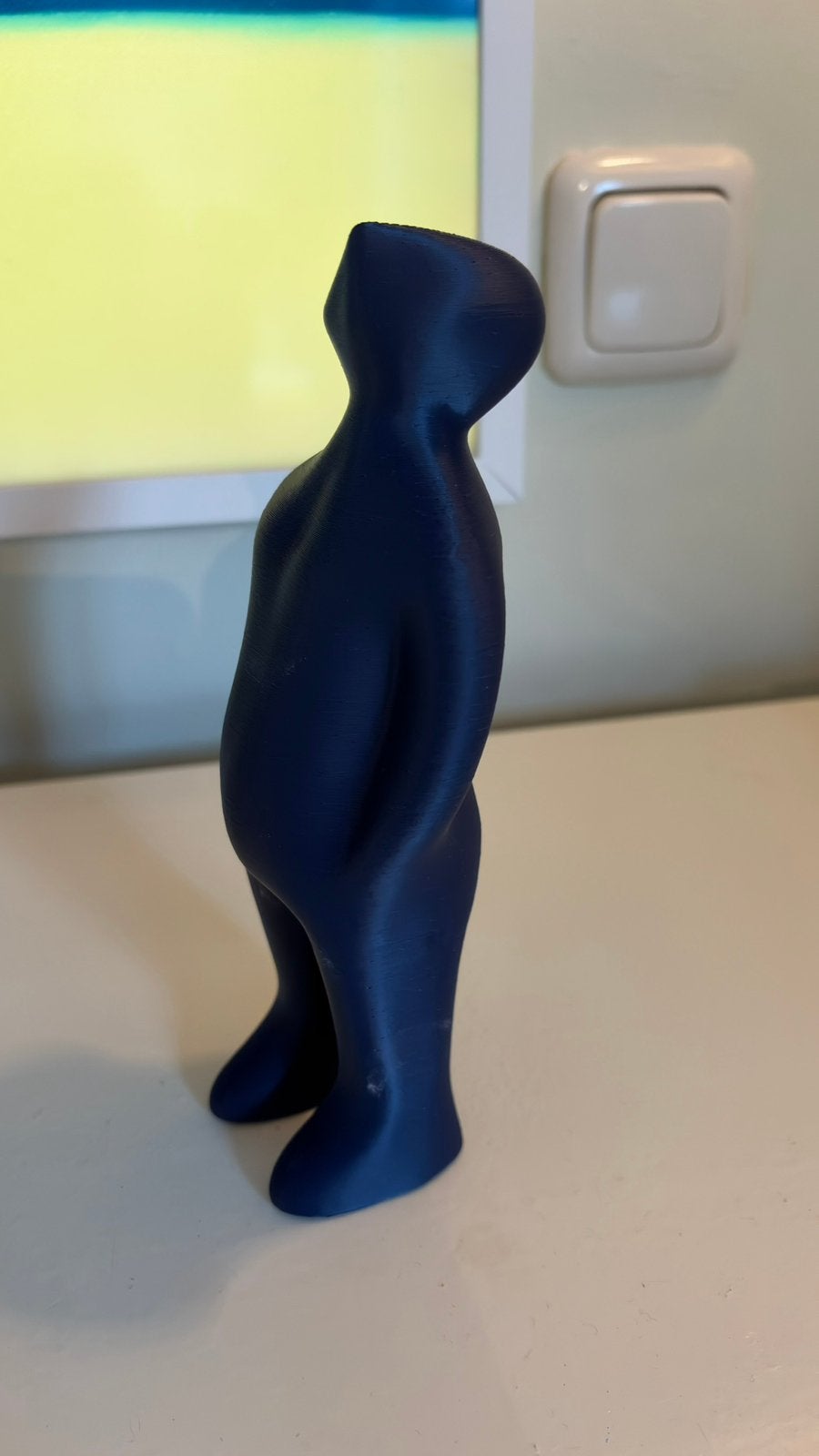 The Visitor blauw. 19 cm, Ophalen of Verzenden, 19 cm, Beeld, Blauw