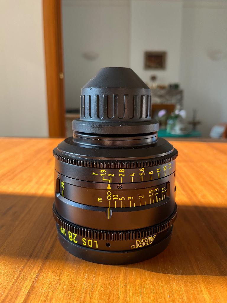 ARRI LDS Ultra Prime 28mm T1.9 prime lens, Ophalen, Zo goed als nieuw
