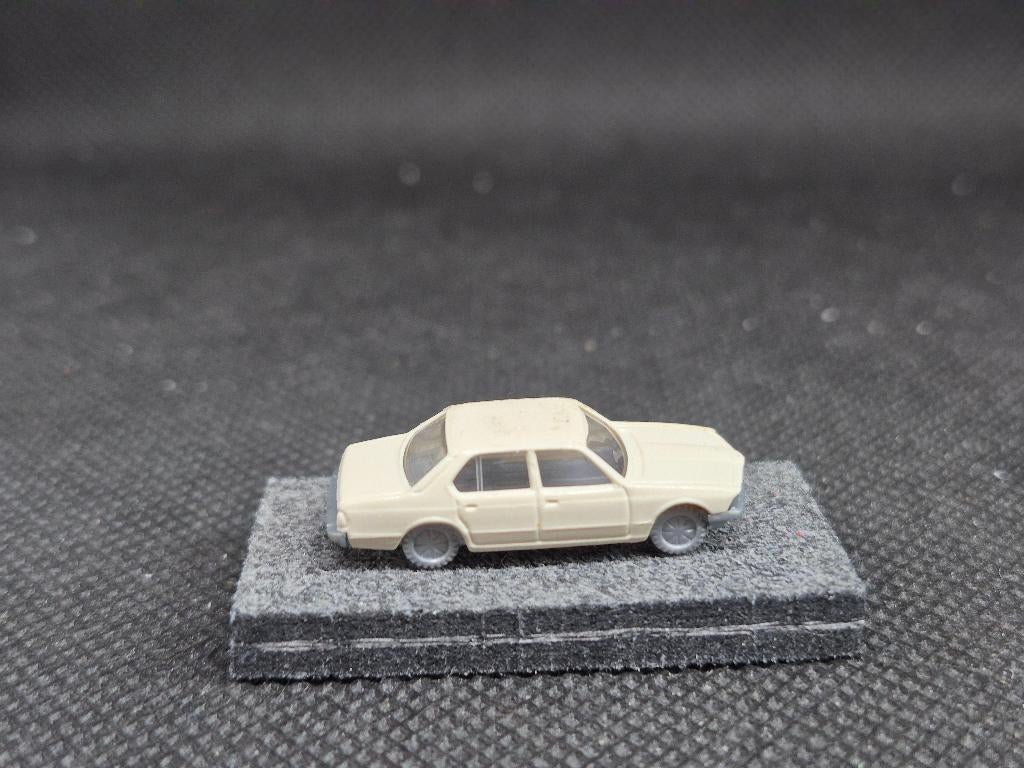 Fleischmann 9812 - BMW 745i (15963), Gebruikt, Gelijkstroom, Fleischmann, Overige typen