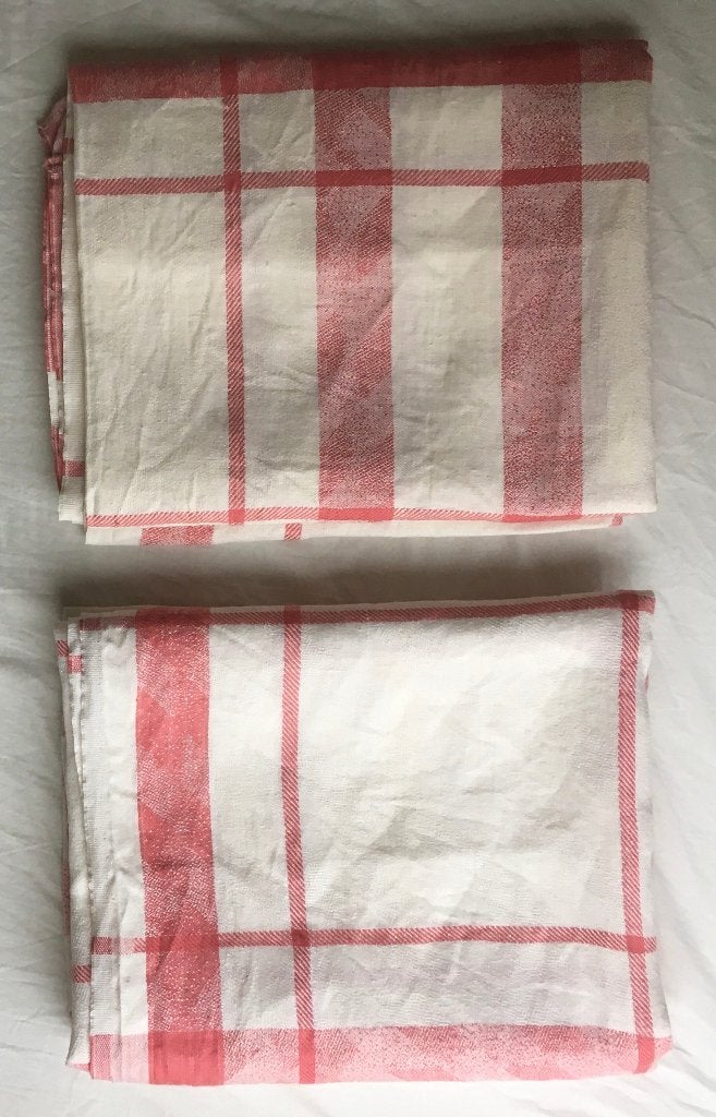 2 linnen tafelkleden 138x168 + 12 servetten, los te koop, Ophalen of Verzenden, Zo goed als nieuw, Rechthoek