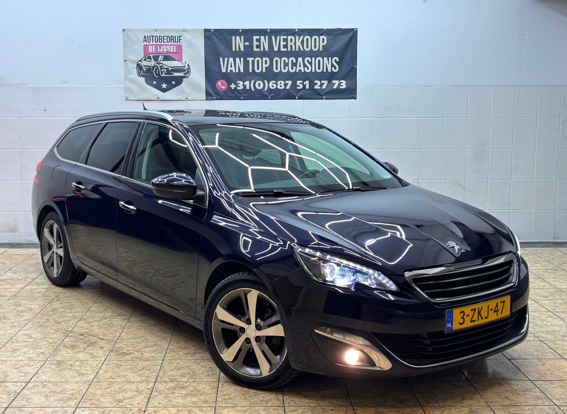 Peugeot 308 SW 1.2 e-THP Première/2DE EIG/ VOL OPTIES /TOP, Auto's, Voorwielaandrijving, Dealer onderhouden, Gebruikt, Euro 6