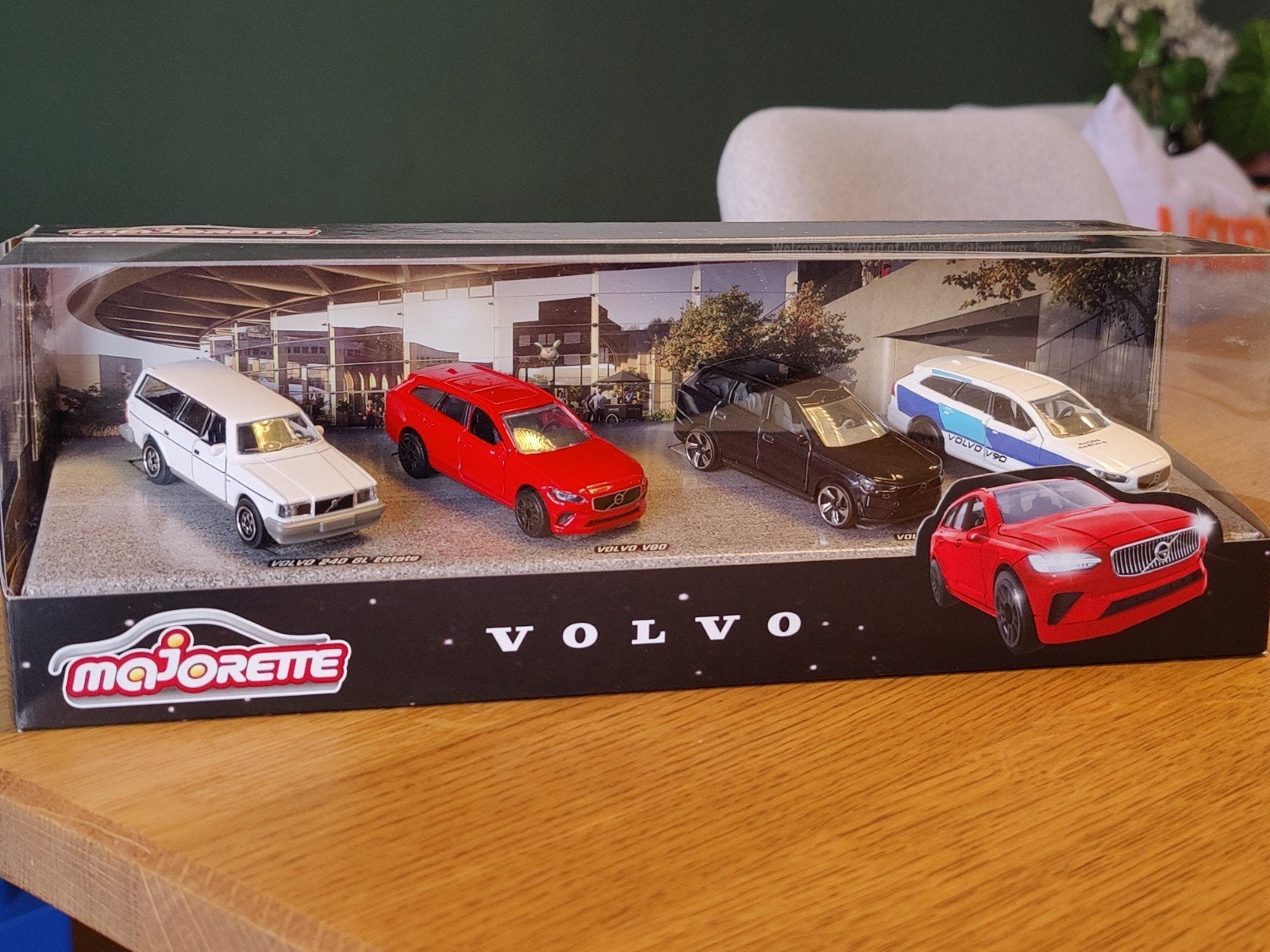 Majorette 4x Volvo Giftpack Volvo World, Ophalen of Verzenden, Nieuw, Auto