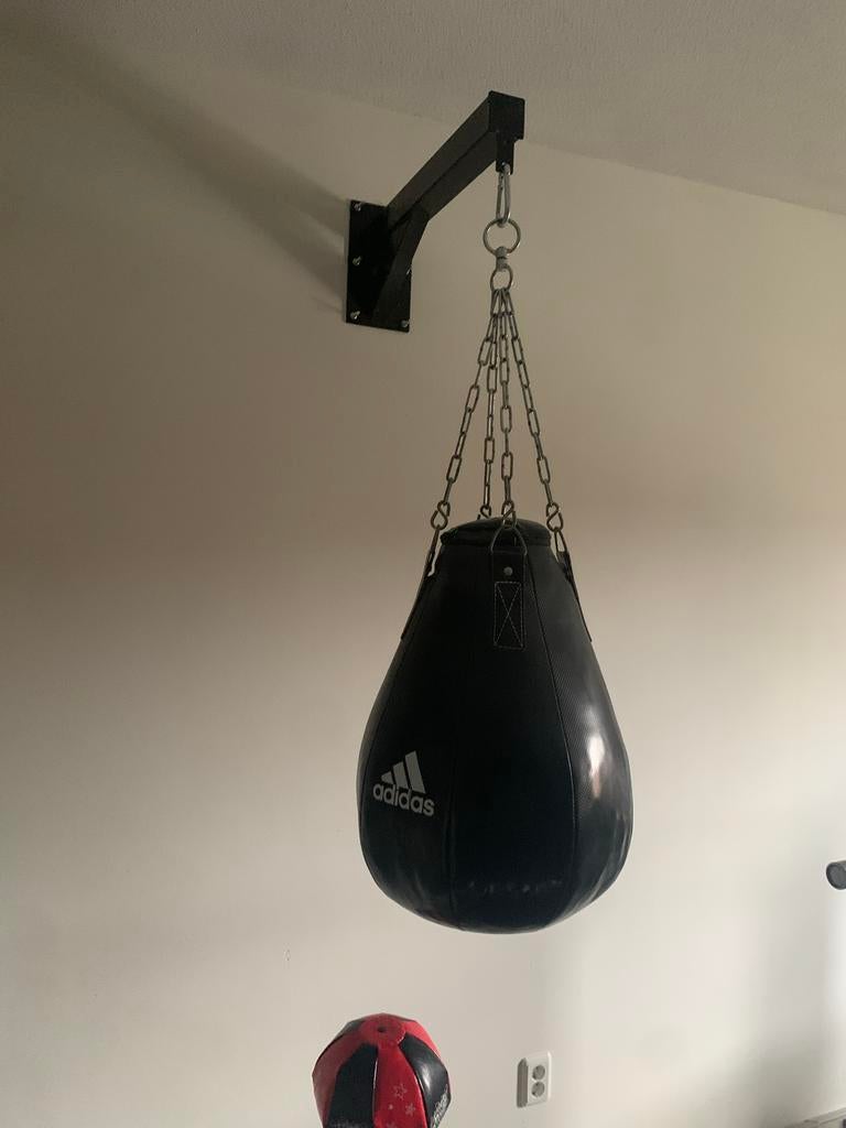 Nieuw Adidas boksbal met beugel, Ophalen, Gebruikt, Boksbal