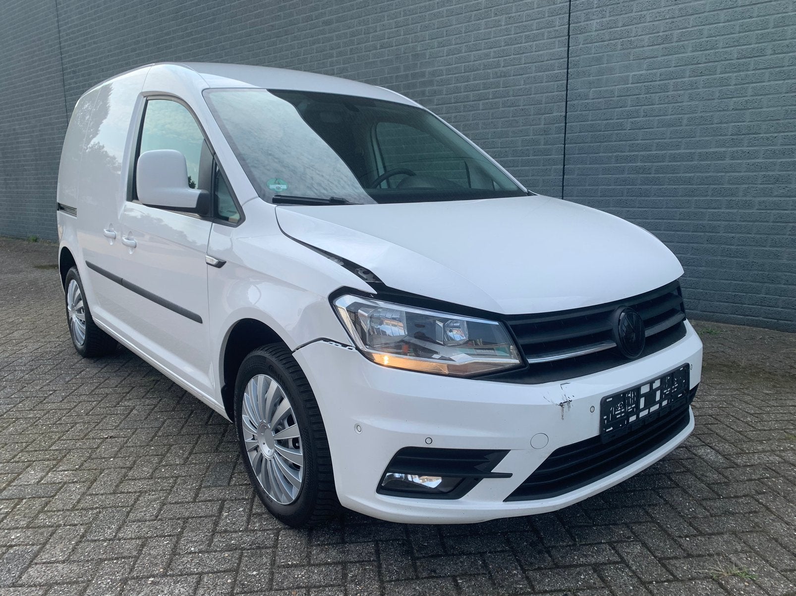 VOLKSWAGEN CADDY 1.4TSI AIRCO NAVI PDC FACELIFT 2018, Auto's, Voorwielaandrijving, Stof, Volkswagen, Wit