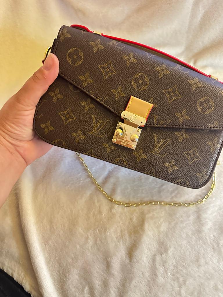 Louis Vuitton Pochette  Monogram, Sieraden, Tassen en Uiterlijk, Kettingen, Ophalen of Verzenden, Nieuw, Bruin, Goud