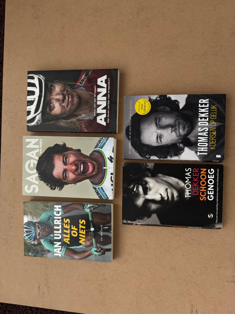 Wielerboeken: Anna, Sagan, Ullrich, Thomas Dekker (2x), Boeken, Sportboeken, Zo goed als nieuw, Lopen en Fietsen, Ophalen of Verzenden