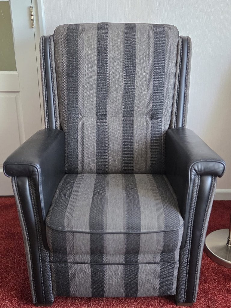 Fauteuil en relaxfauteuil, Ophalen, Gebruikt, 75 tot 100 cm, Leer