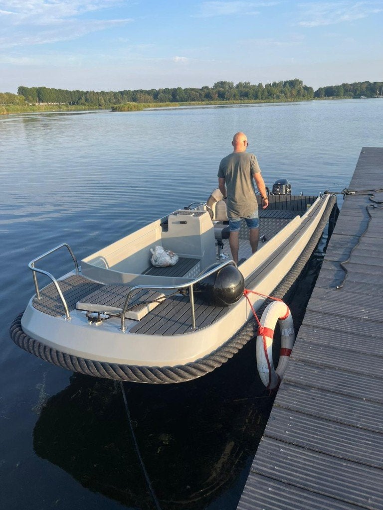 Super mooie console familieboot (7 personen) incl. trailer, Watersport en Boten, Vis- en Consoleboten, Ophalen, Elektrische start