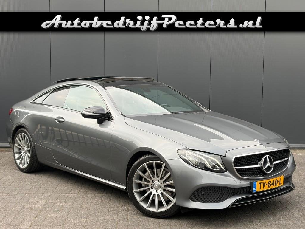 Mercedes-benz E-KLASSE Coupe E 200 Aut-9 Pano Leder LED Sfee, Auto's, Automaat, Euro 6, 4 cilinders, 4 stoelen