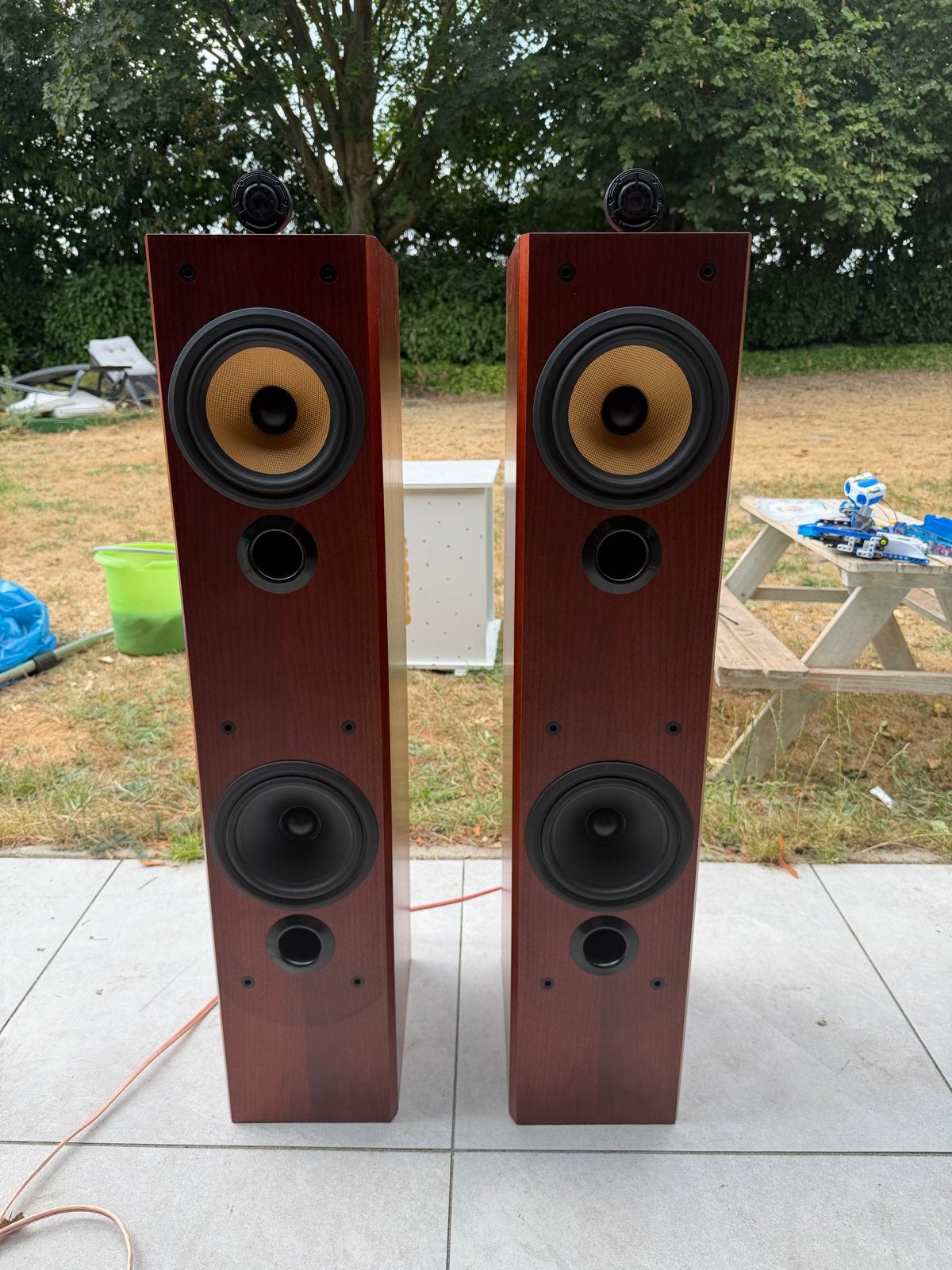 Set B&W luidsprekers - Te koop wegens overcompleet, Ophalen, Gebruikt, Vloerstaande luidspreker, Bowers & Wilkins (B&W)