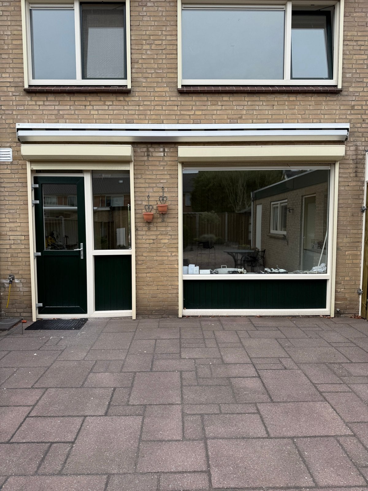 Deur en raam - kunststof kozijn - rolluiken compleet, Ophalen, Zo goed als nieuw