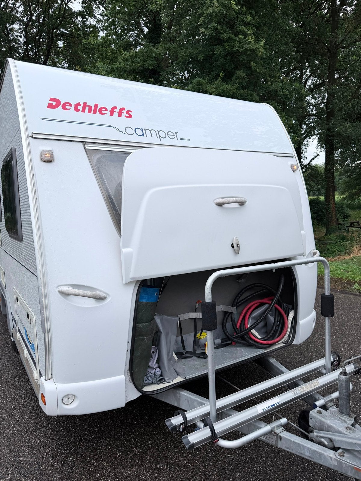 Nette Dethleffs Camper uit 2000!, Schokbreker, Dwarsbed, Bedrijf, Treinzit