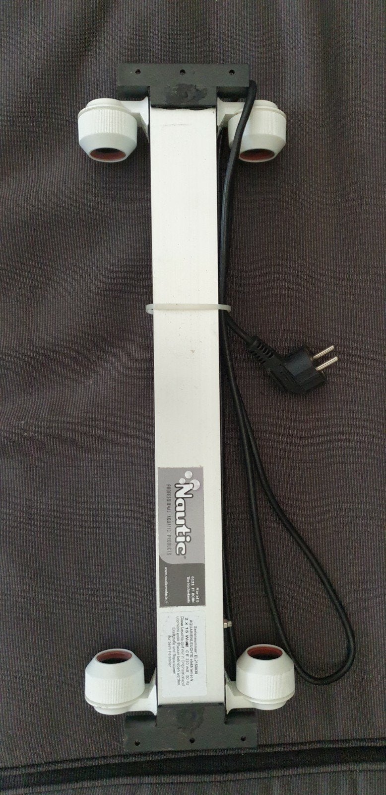 Te koop tl armatuur voor 2 t8 lampen van 15 watt lampen
+/-, Ophalen of Verzenden, Nieuw, Verlichting of Verwarming