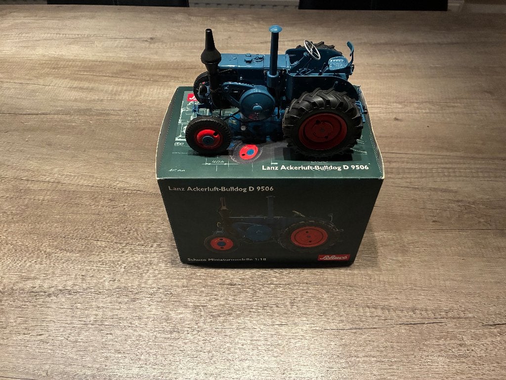 Lanz Bulldog Schuco 1:18, Hobby en Vrije tijd, Modelauto's | 1:32, Ophalen of Verzenden, Tractor of Landbouw, Schuco