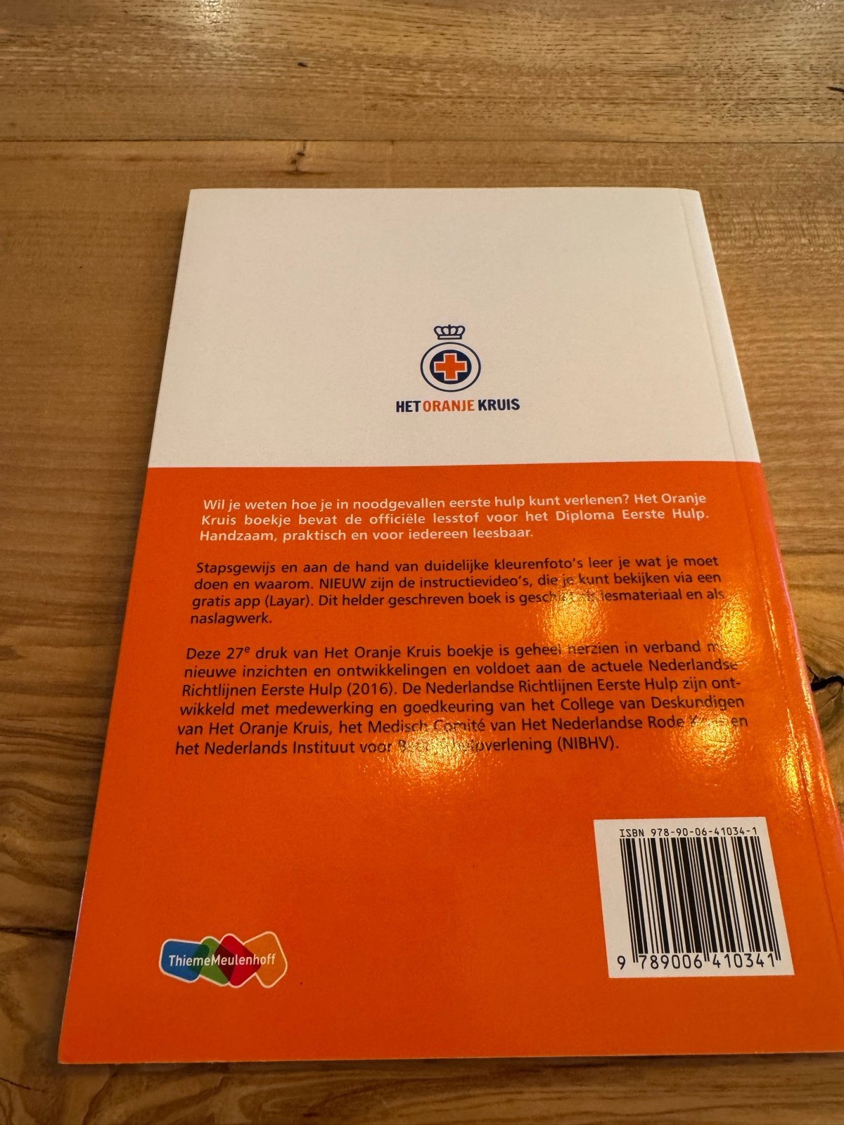 Het Oranje Kruis boekje - Officiële handleiding EHBO, Ophalen of Verzenden, Gamma, Zo goed als nieuw, Overige niveaus