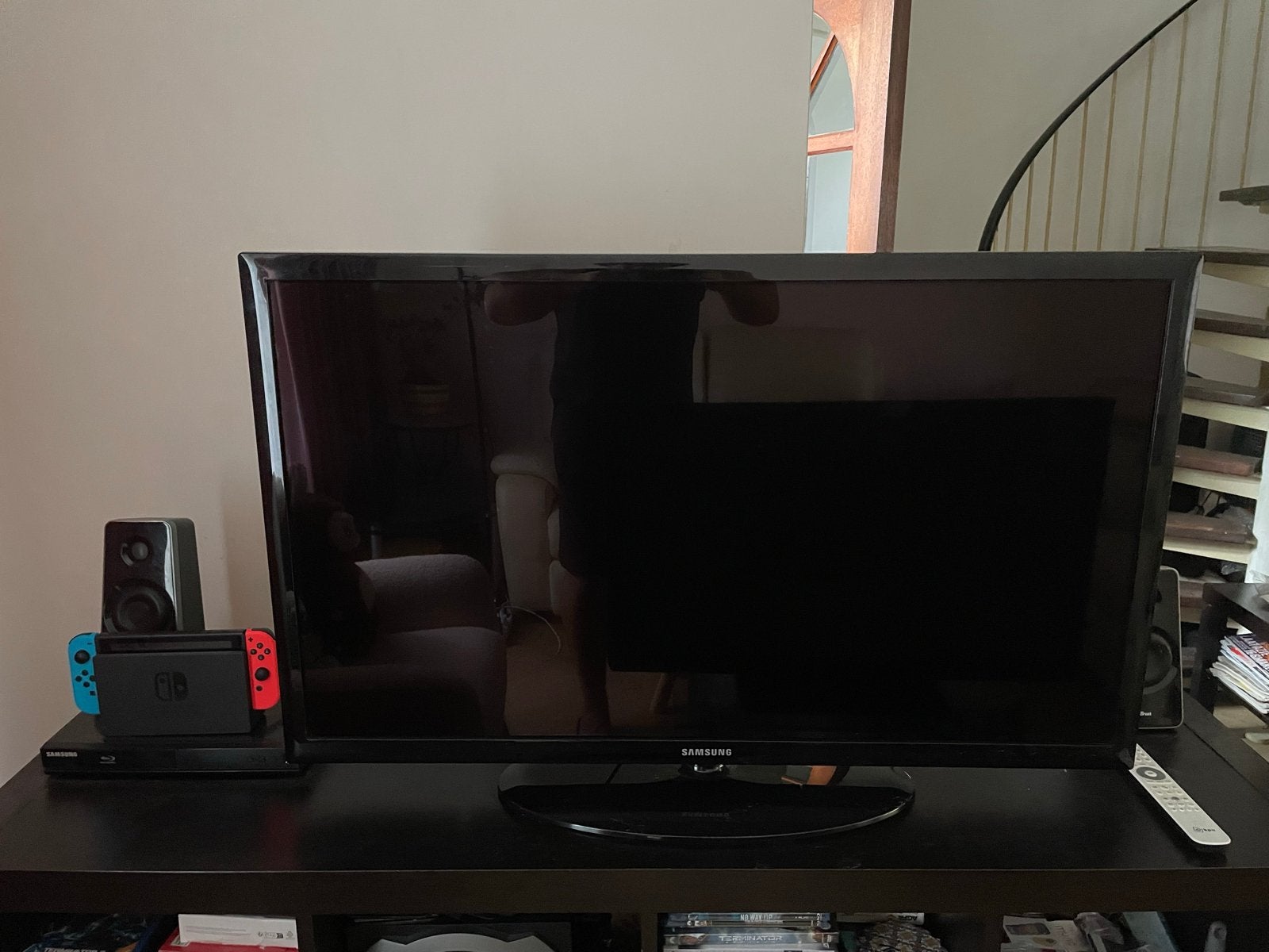 Samsung TV met afstandsbediening, prima voor (retro)gaming, Ophalen, Gebruikt, 50 Hz, 80 tot 100 cm