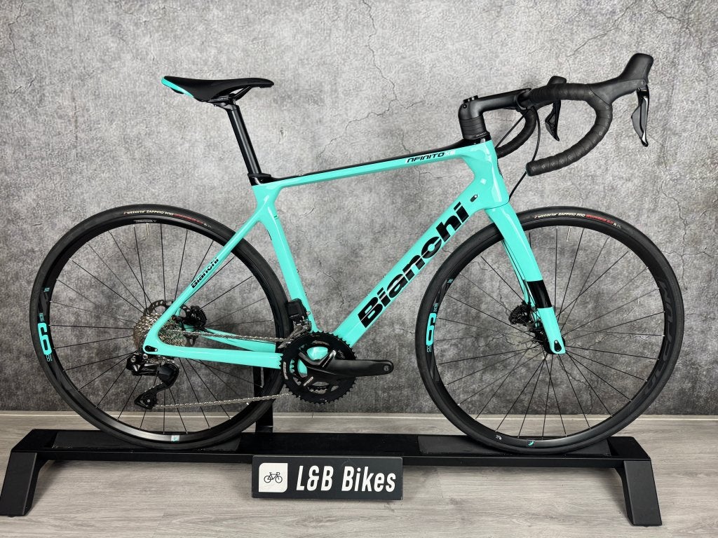 Nieuw! Bianchi Infinito XE Shimano 105 DI2 2x12 maat 55