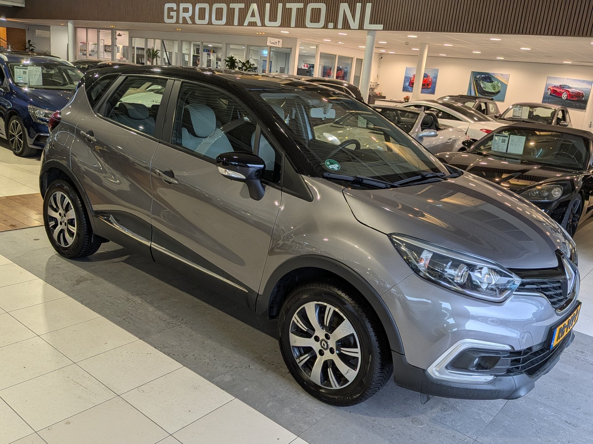 Renault Captur 0.9 TCe Zen Airco, Cruise Control, Trekhaak,, Auto's, Voorwielaandrijving, Gebruikt, Euro 6, 620 kg