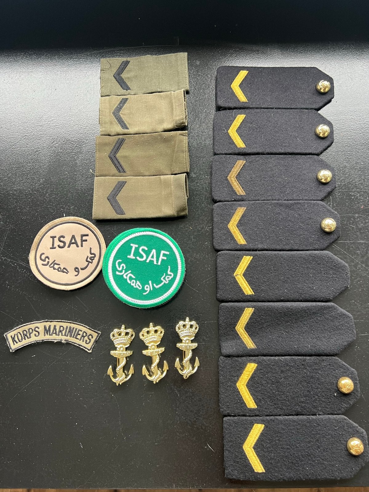 Korps Mariniers Emblemen, Rangonderscheiding & ISAF-badge, Ophalen of Verzenden, Marine, Nederland, Embleem of Badge