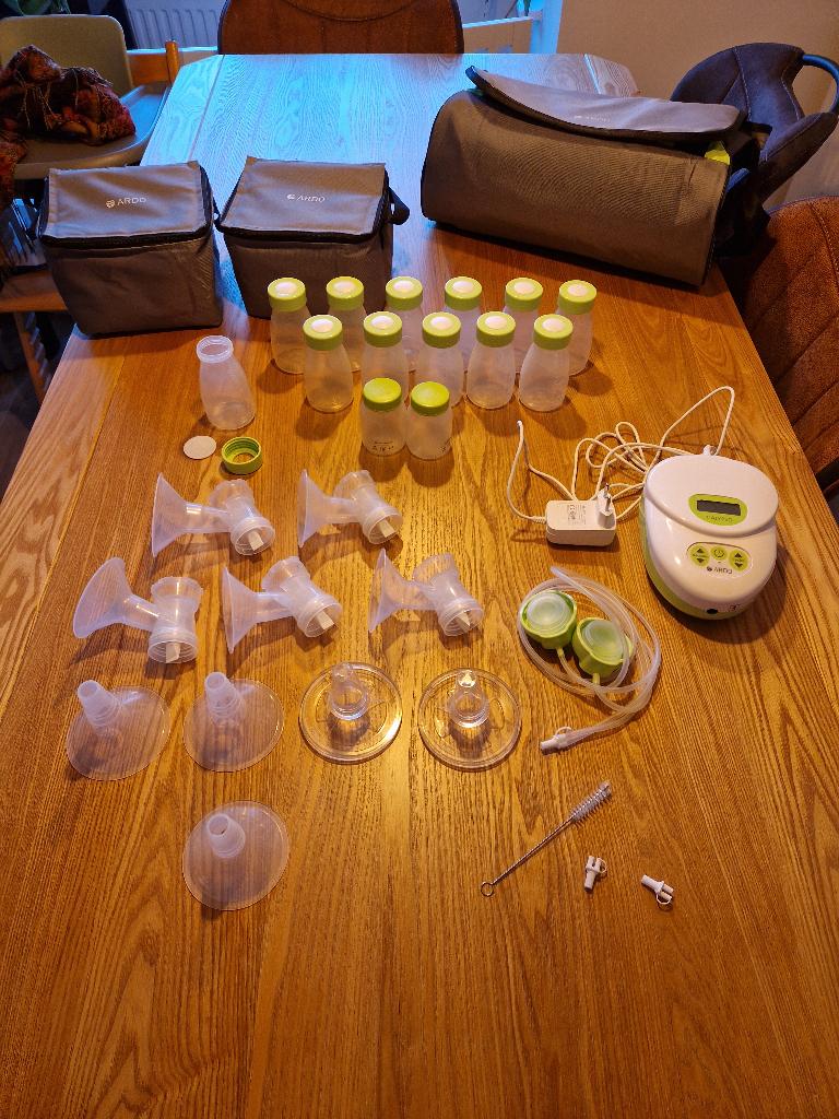 Ardo Calypso-to-go Dubbele borstkolf, Kinderen en Baby's, Babyvoeding en Toebehoren, Ophalen, Gebruikt, Draagbaar, Borstkolf