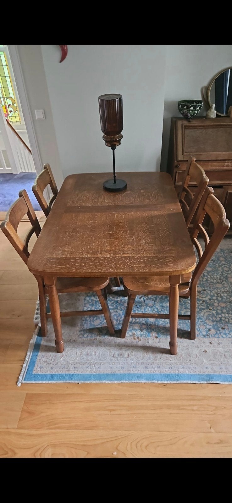 Antieke eettafel met 4 stoelen, Ophalen