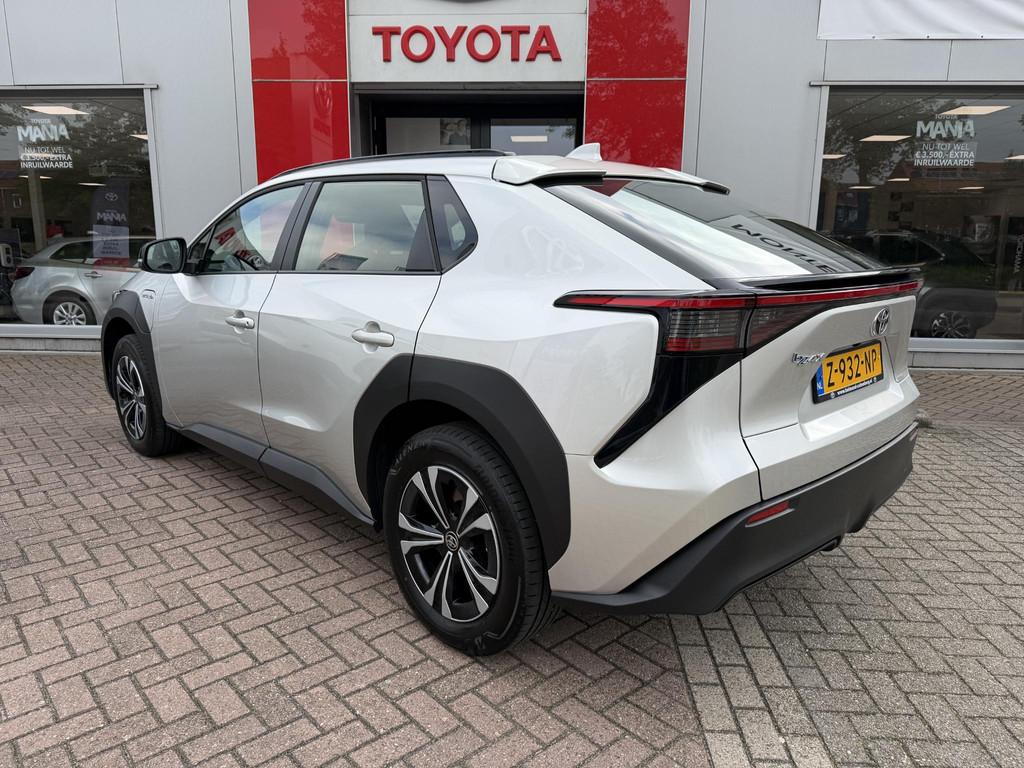 Toyota bZ4X Active 71 kWh | BTW auto | Mooie bz4x zo goed al, Stof, Gebruikt, 71 kWh, 33 min