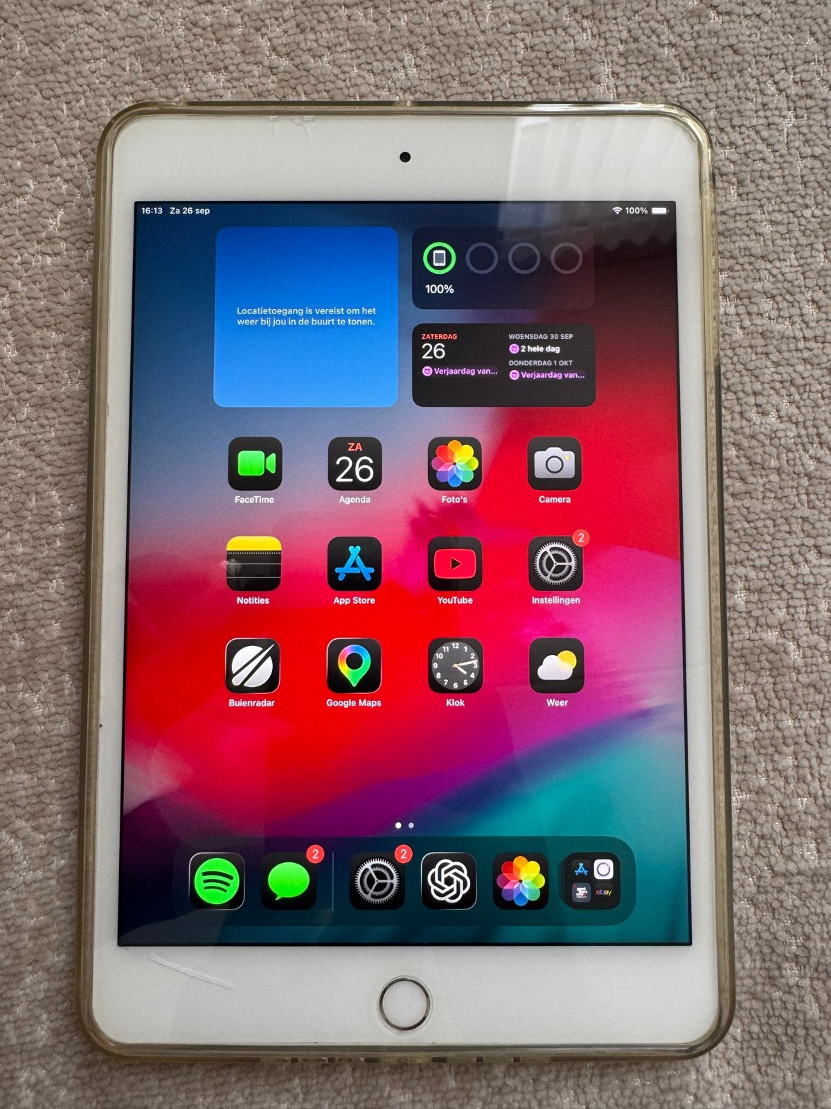 Foto 2 van Apple iPad Mini 5 7,9 inch 256GB + 4G (ZO GOED ALS NIEUW)
