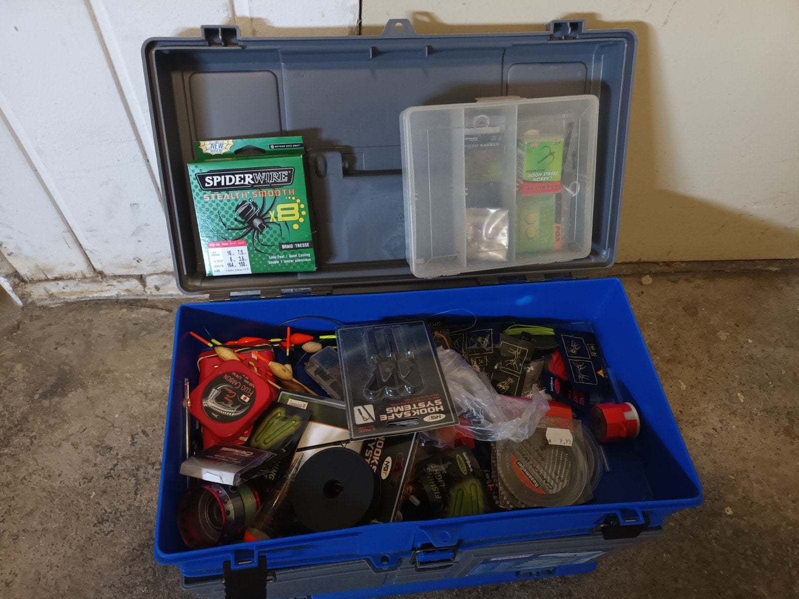 Viskoffer met complete set visbenodigdheden, Ophalen, Gebruikt, Dobber of Lood