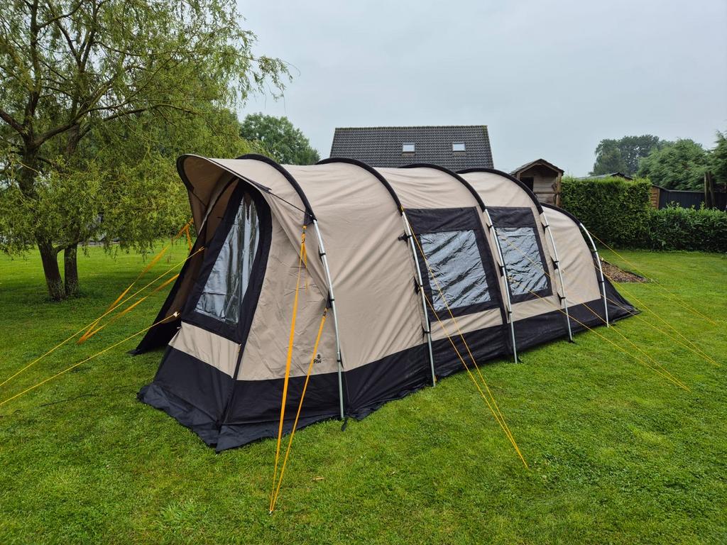 Redwood Birch 310 tunneltent, Ophalen, Zo goed als nieuw, Tot en met 4