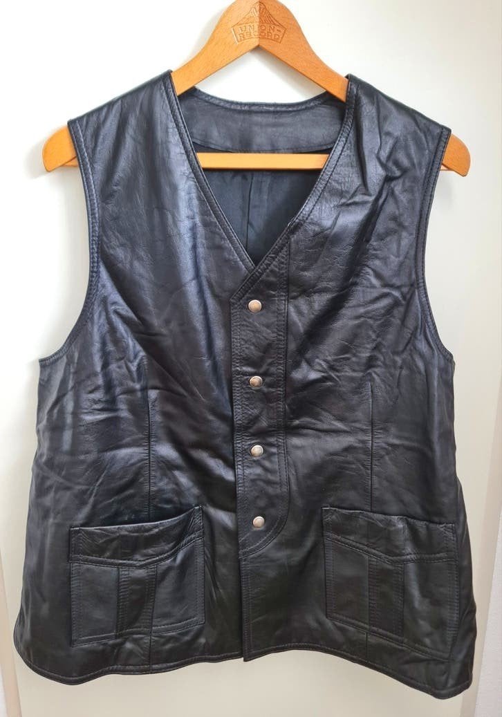 Leren herengilet jaren 70 drukknoppen Woerdenbach mt 50 mooi, Ophalen, Maat 52/54 (L), Zwart, Woerdenbach