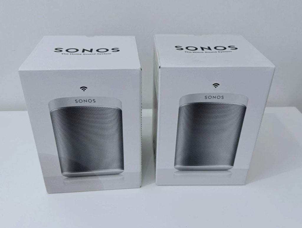 2x Sonos Play:1 Smart Wireless Speakers – Wit – Brand New