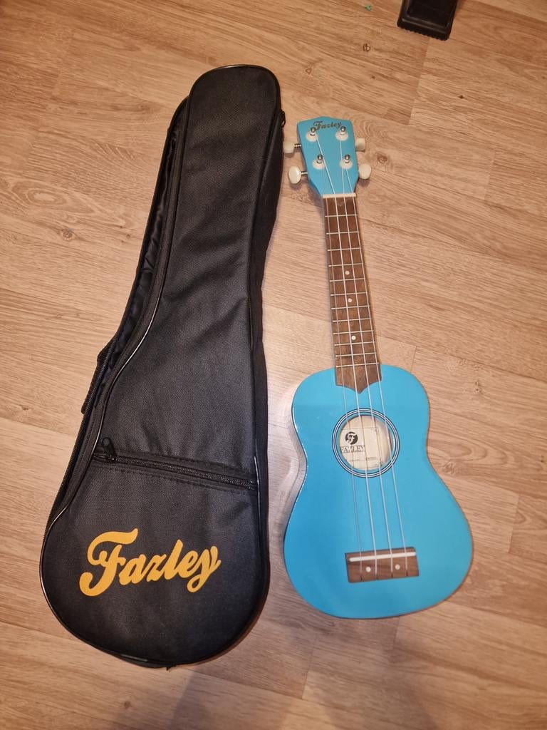 Fazley Ukelele Blauw met Draagtas, Muziek en Instrumenten, Snaarinstrumenten | Overige, Ophalen of Verzenden, Zo goed als nieuw