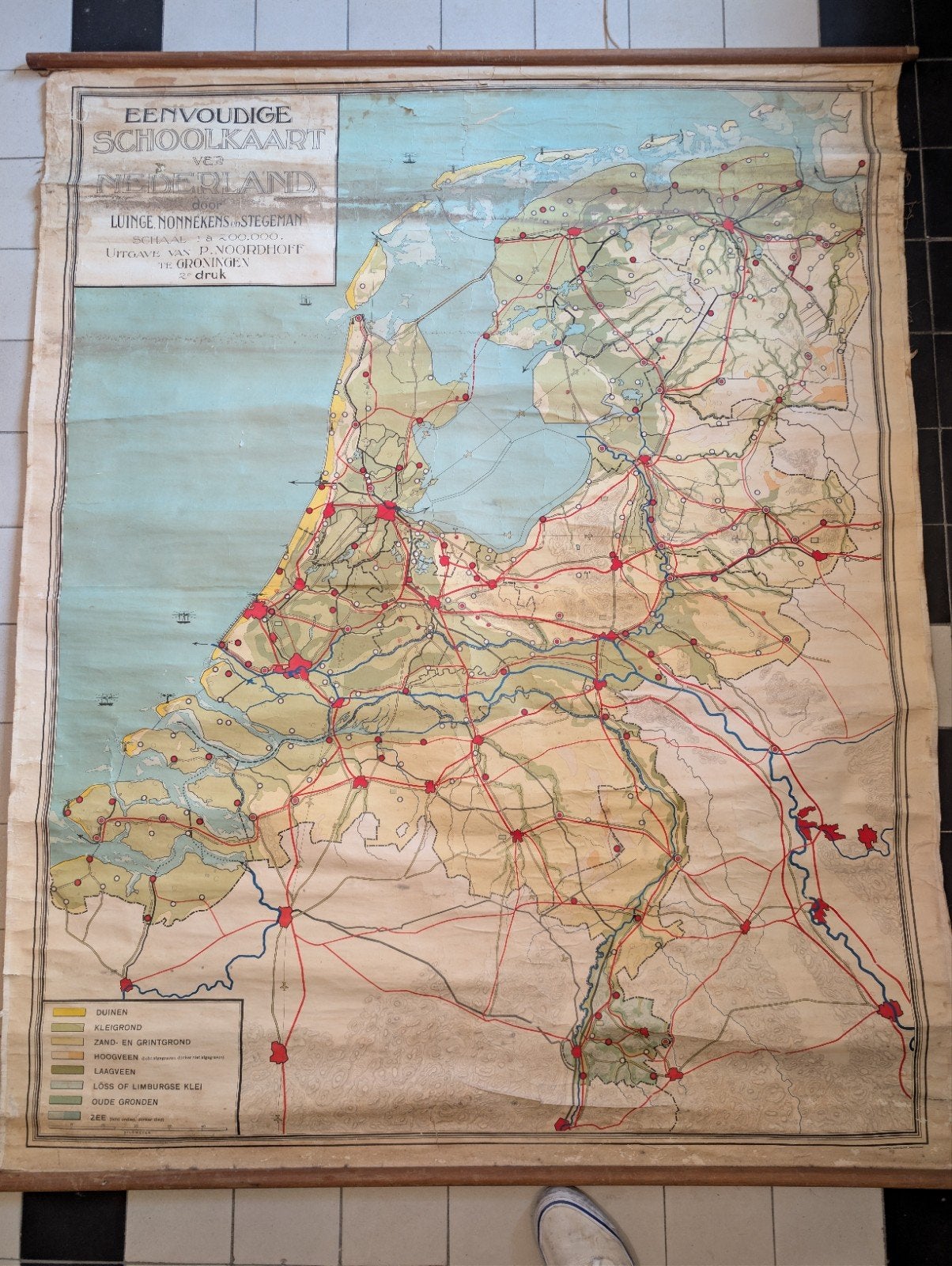 Grote Vintage Schoolkaarten: Europa en Nederland, Antiek en Kunst, Antiek | Schoolplaten, Ophalen of Verzenden, Aardrijkskunde