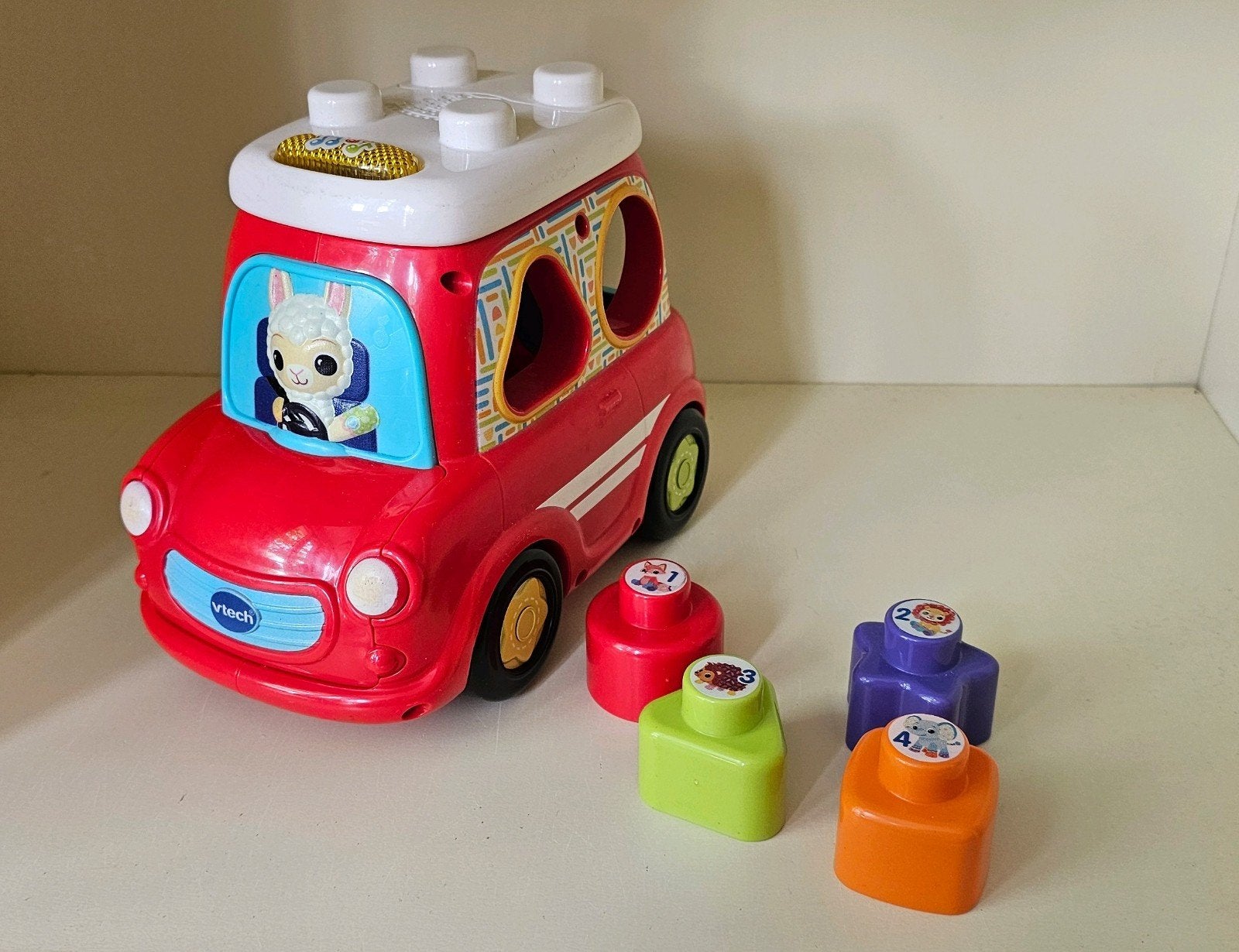 Vtech vrolijke vormenauto, Ophalen, Gebruikt, 6 maanden tot 2 jaar