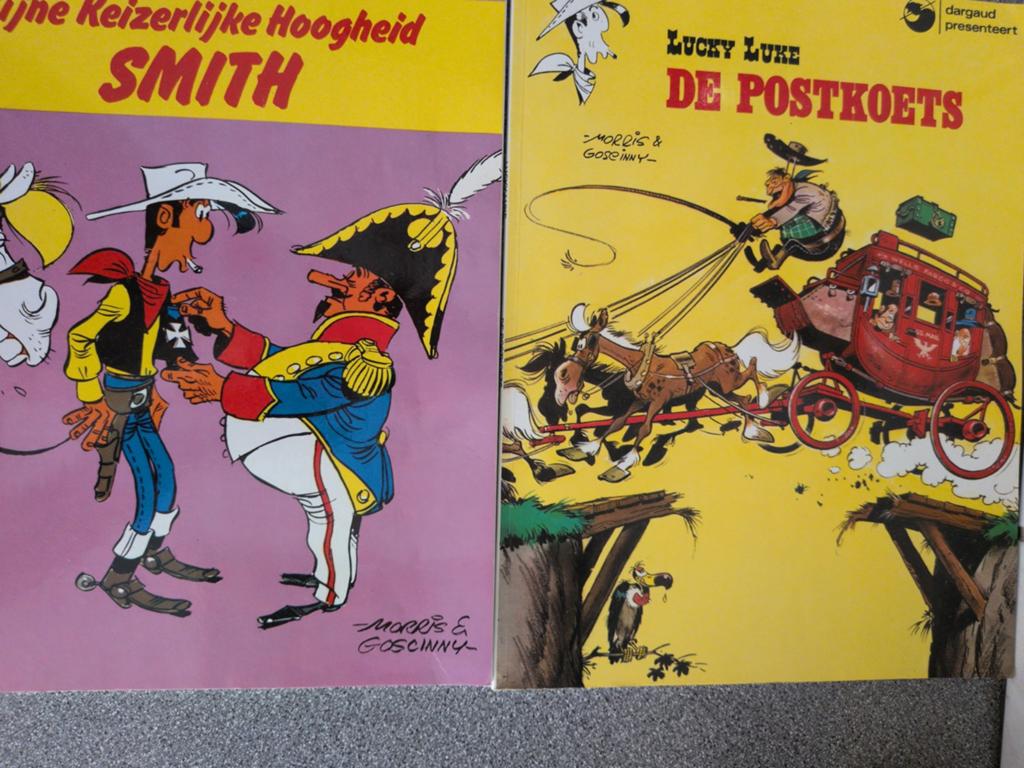 Lucky Luke: De Postkoets & Zijne Keizerlijke Hoogheid Smith, Meerdere stripboeken, Ophalen of Verzenden, Gelezen, Morris & Goscinny