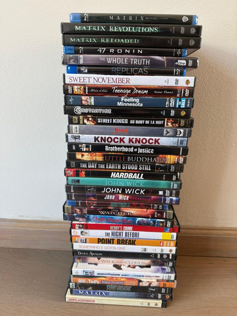 DVD collectie Keanu Reeves (33 stuks), Cd's en Dvd's, Vanaf 9 jaar, Ophalen of Verzenden, Zo goed als nieuw