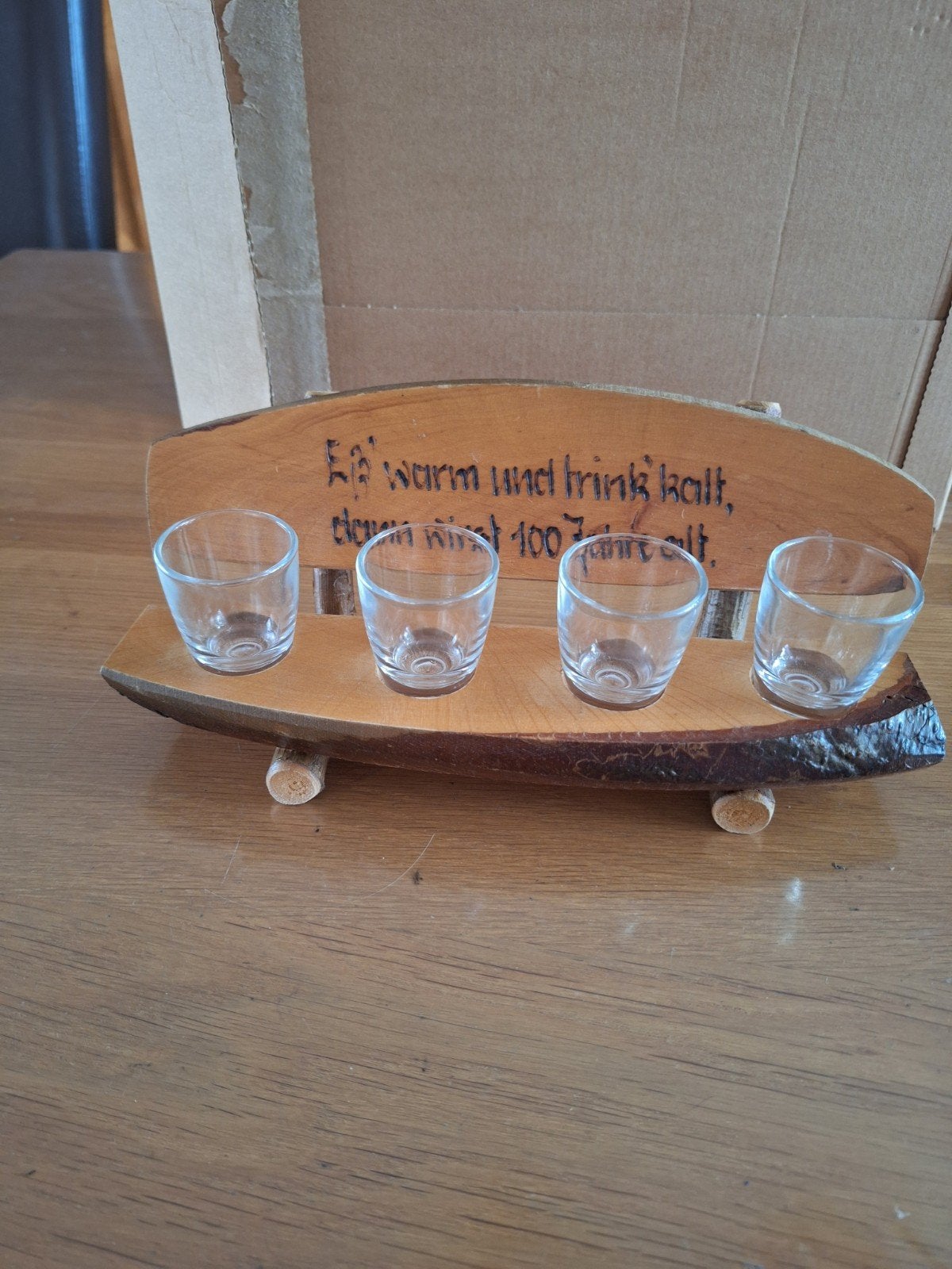 leuk bankje met glaasjes, Huis en Inrichting, Ophalen of Verzenden, Rechthoekig, Hout