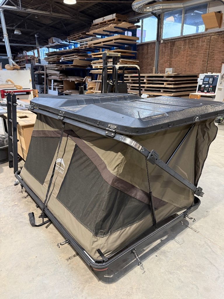 WildLand daktent, Ophalen, Zo goed als nieuw, Tot en met 2