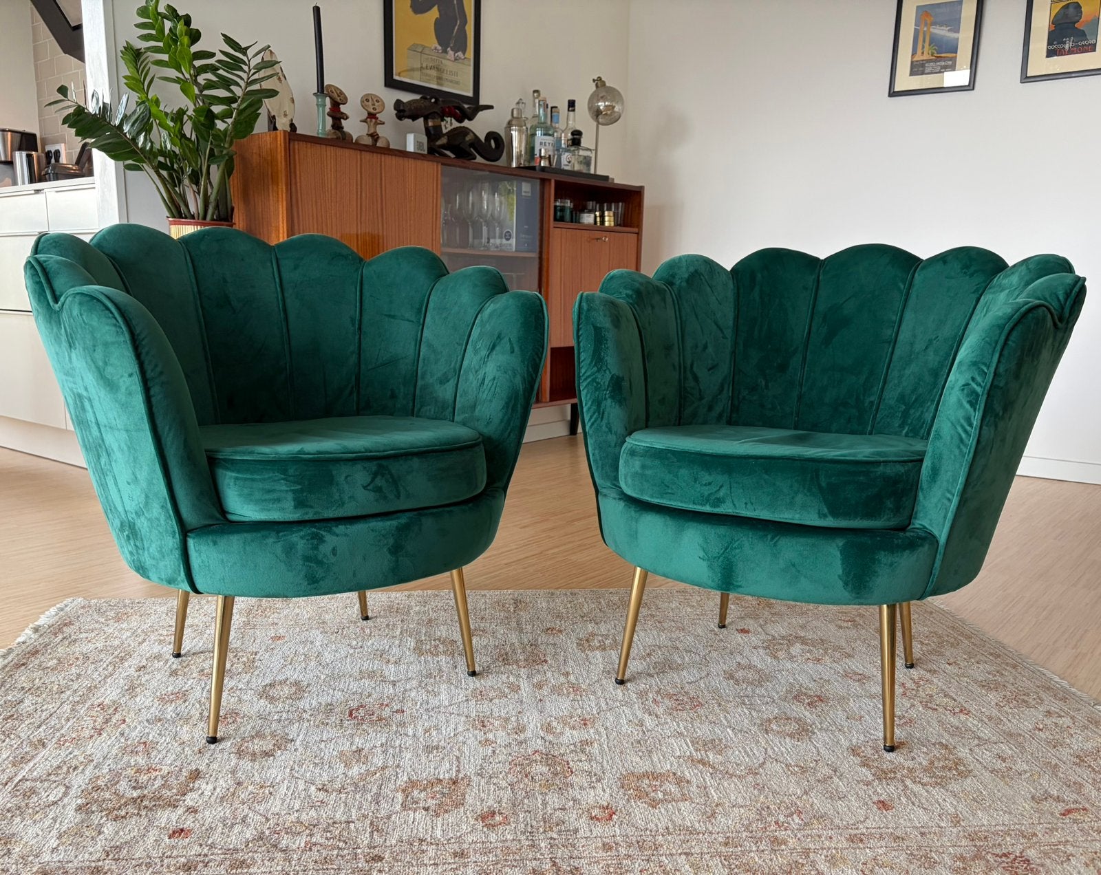 Emerald Green Velvet Shell Armchairs- set of 2, Ophalen, Overige materialen, Overige kleuren, Zo goed als nieuw