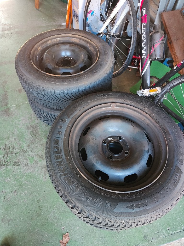 Winterbanden, Auto-onderdelen, Banden en Velgen, Ophalen, Gebruikt, 15 inch, Winterbanden