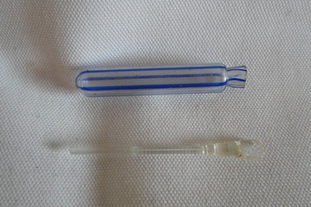Antiek Parfumflesje Glas, Antiek en Kunst, Ophalen of Verzenden
