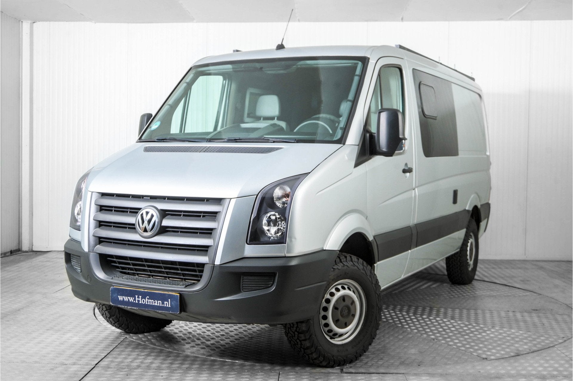 Volkswagen Crafter 30 2.5 TDI L2H1 DC Trendline airco, Achterwielaandrijving, Gebruikt, Volkswagen, 7 stoelen