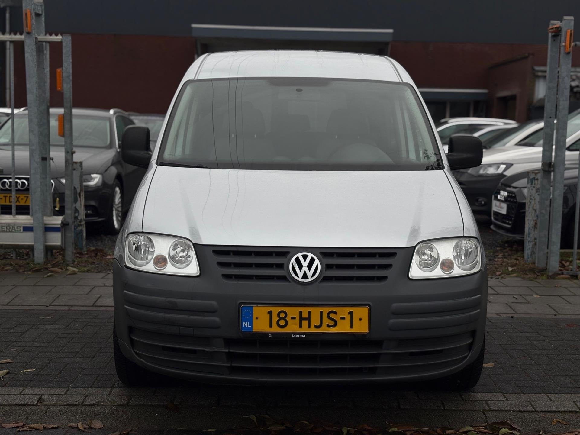 Volkswagen Caddy 1.6 Trendline 5+1 Rolstoelvervoer | rolstoe, Auto's, Volkswagen, Voorwielaandrijving, 730 kg, Gebruikt, 4 cilinders